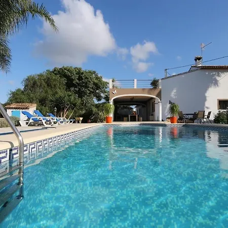 Mariposa Villa